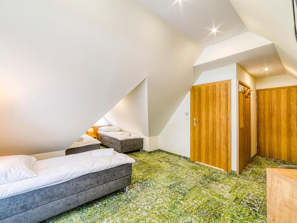 Studio with Balcony room - Image 3