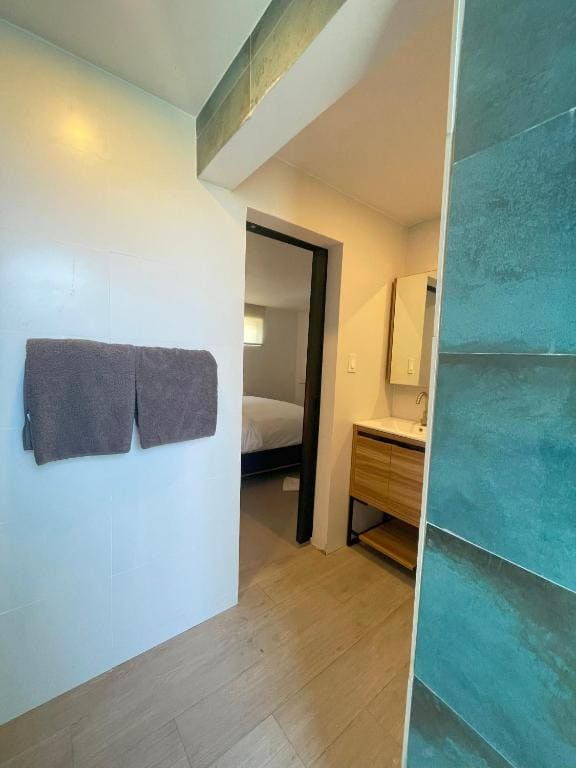 Double Room with Private External Bathroom room - Image 2