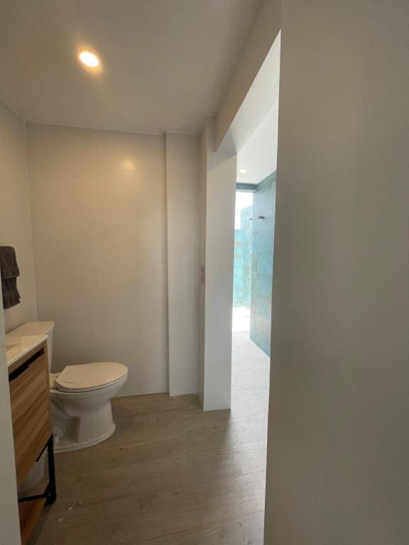 Double Room with Private External Bathroom room - Image 3