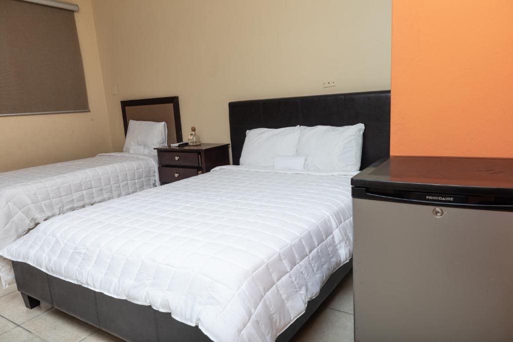 Apartment with Balcony room - Image 1