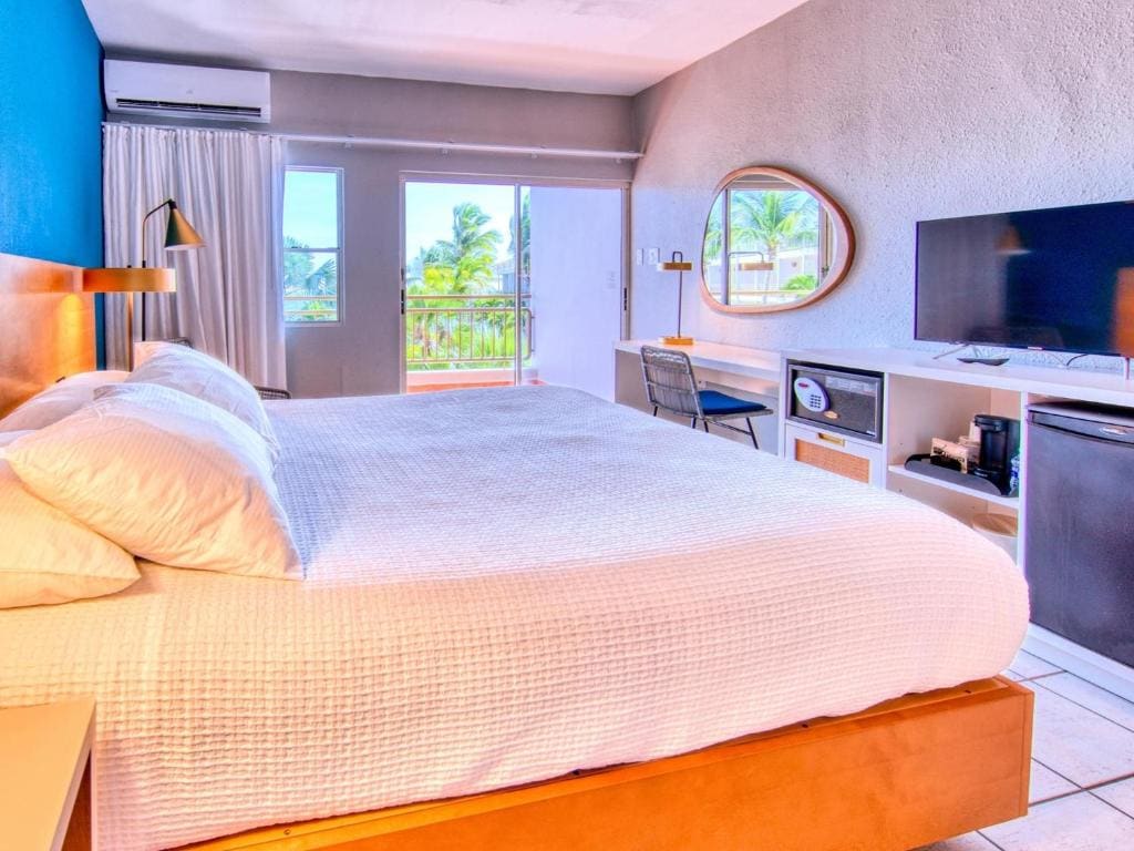 Deluxe Double Room room - Image 1