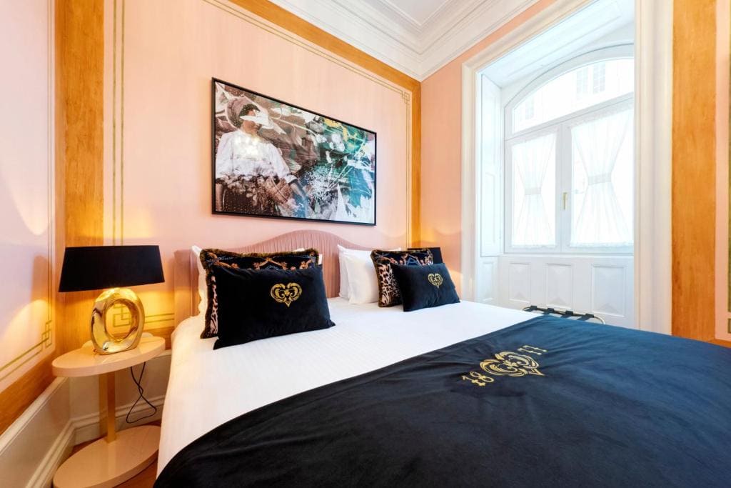 Deluxe Room room - Image 2