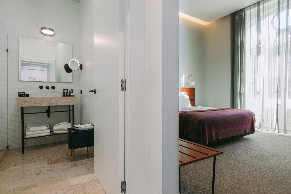 Deluxe Double Room room - Image 2