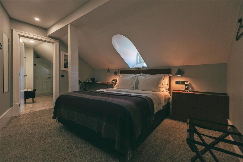 Attic Double Room room - Image 1