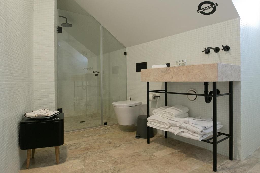 Attic Double Room room - Image 3