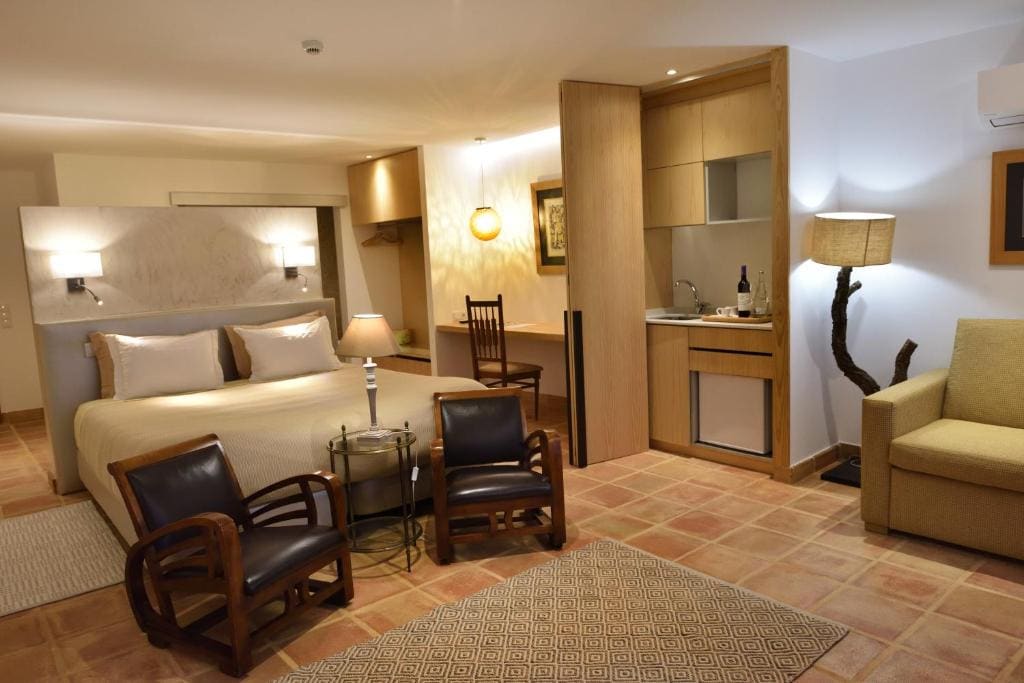 Deluxe Suite room - Image 2