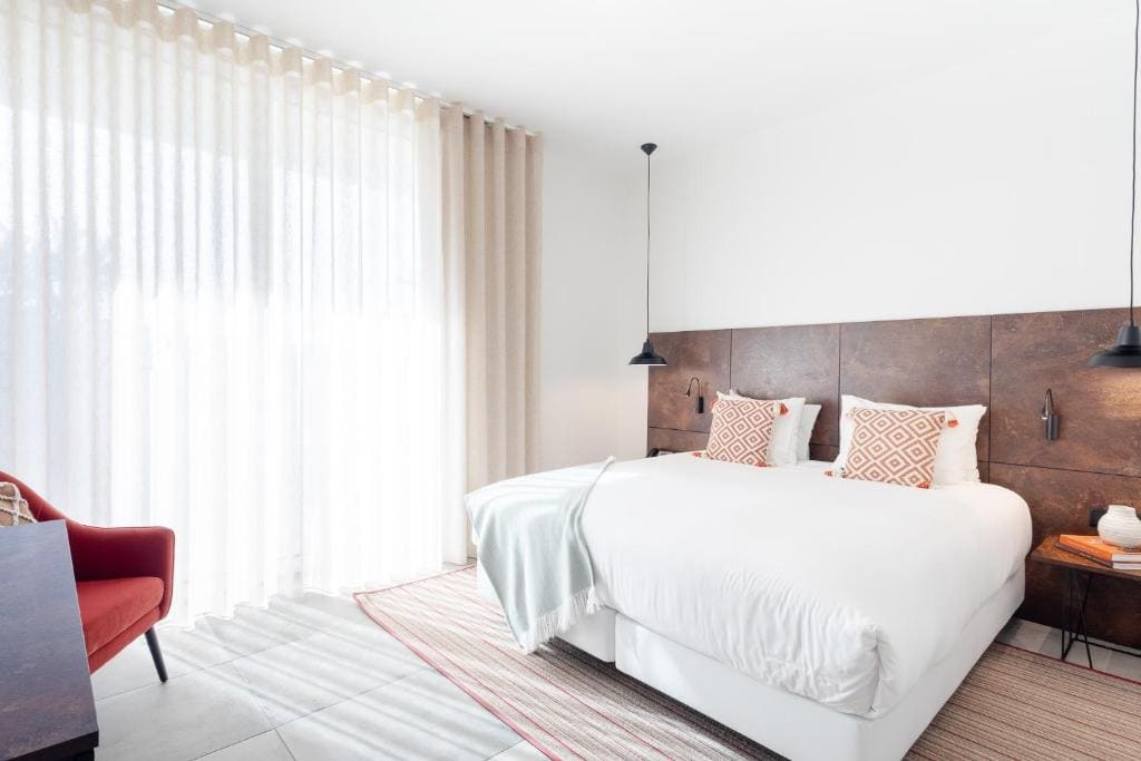 Deluxe Double or Twin Room room - Image 2