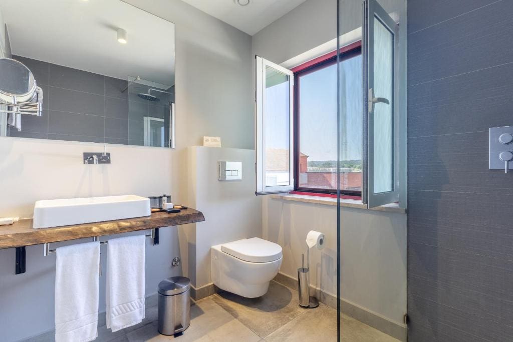 Suite room - Image 3