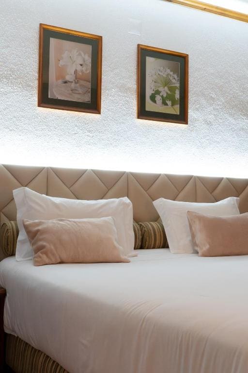 Double or Twin Room room - Image 2