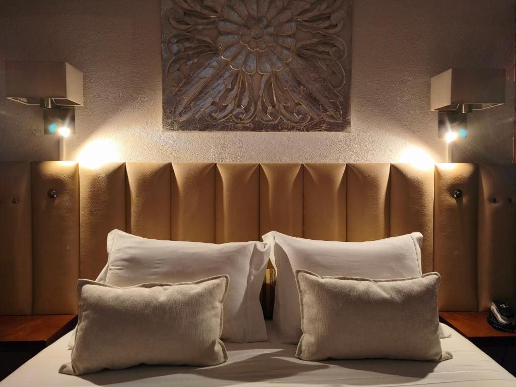 Superior Double Room with Mountain View room - Image 1