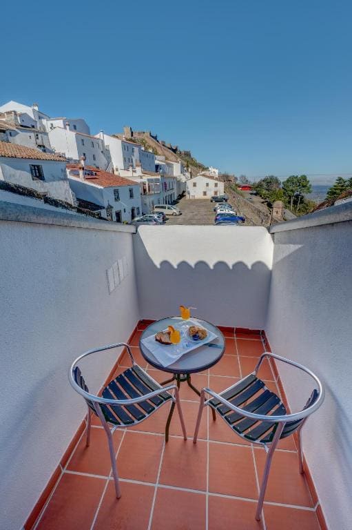 Superior Double Room with Terrace and Mountain View room - Image 2