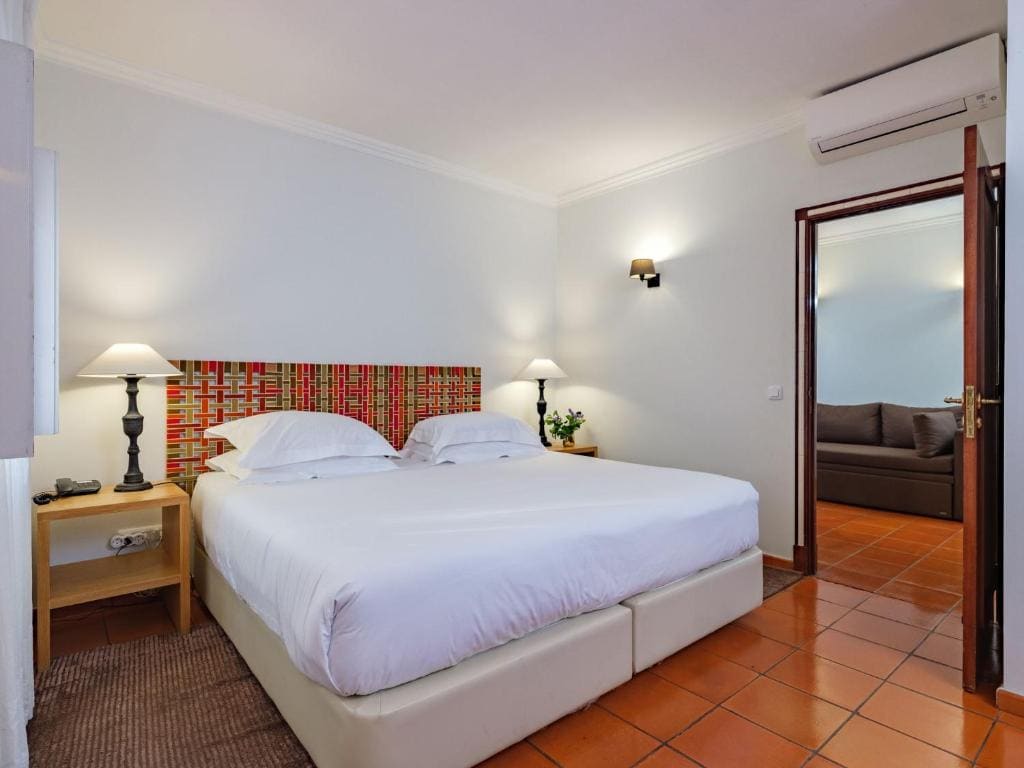 Suite room - Image 2