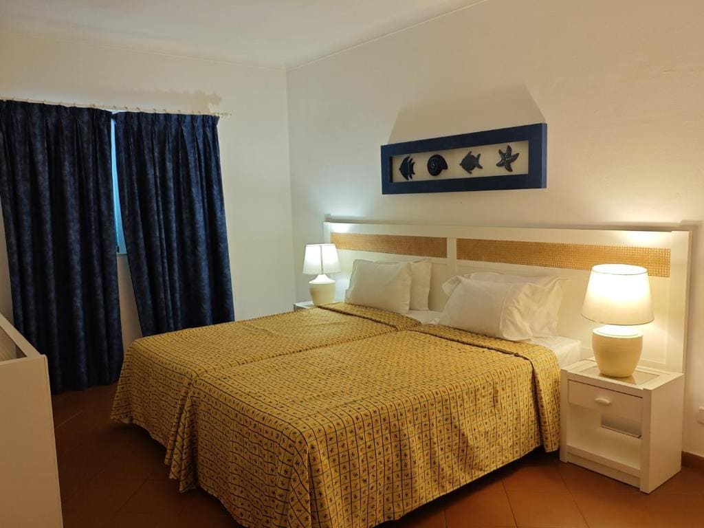 One-Bedroom Apartment room - Image 3