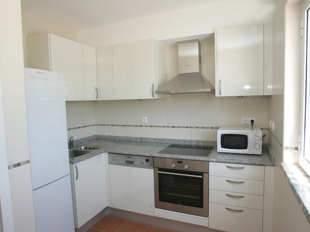 Two-Bedroom Townhouse room - Image 1
