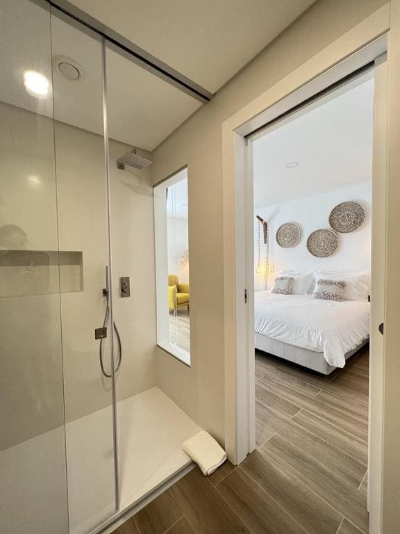 Standard King Room room - Image 3