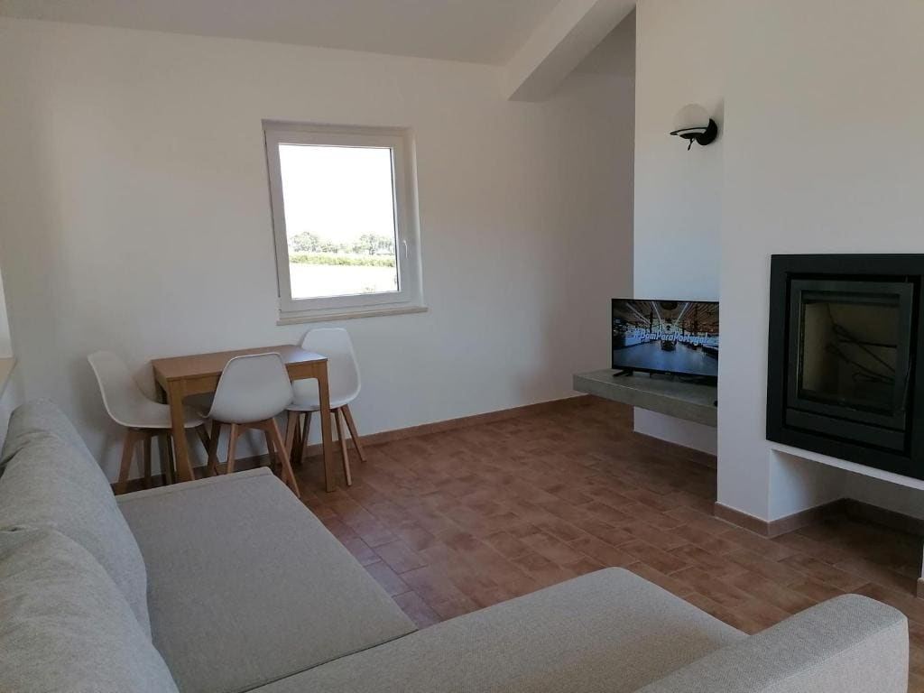 Family Room with Terrace room - Image 3