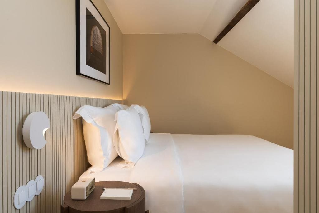 Cozy Room room - Image 2