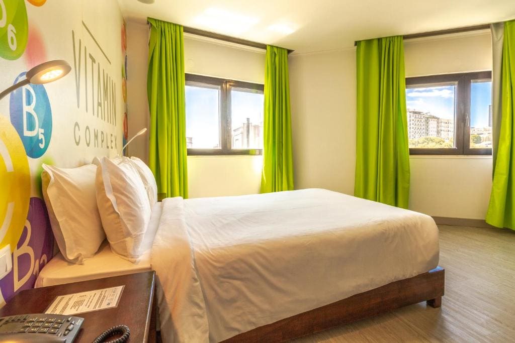 Superior Triple Room room - Image 1