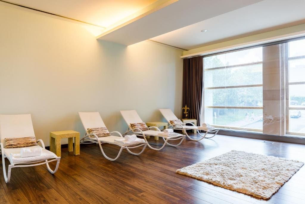 Double or Twin Room with Massage Package room - Image 2