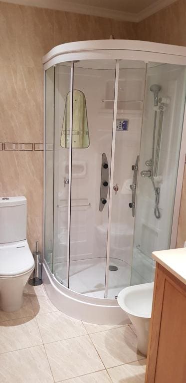 Double Room with Private Bathroom room - Image 1