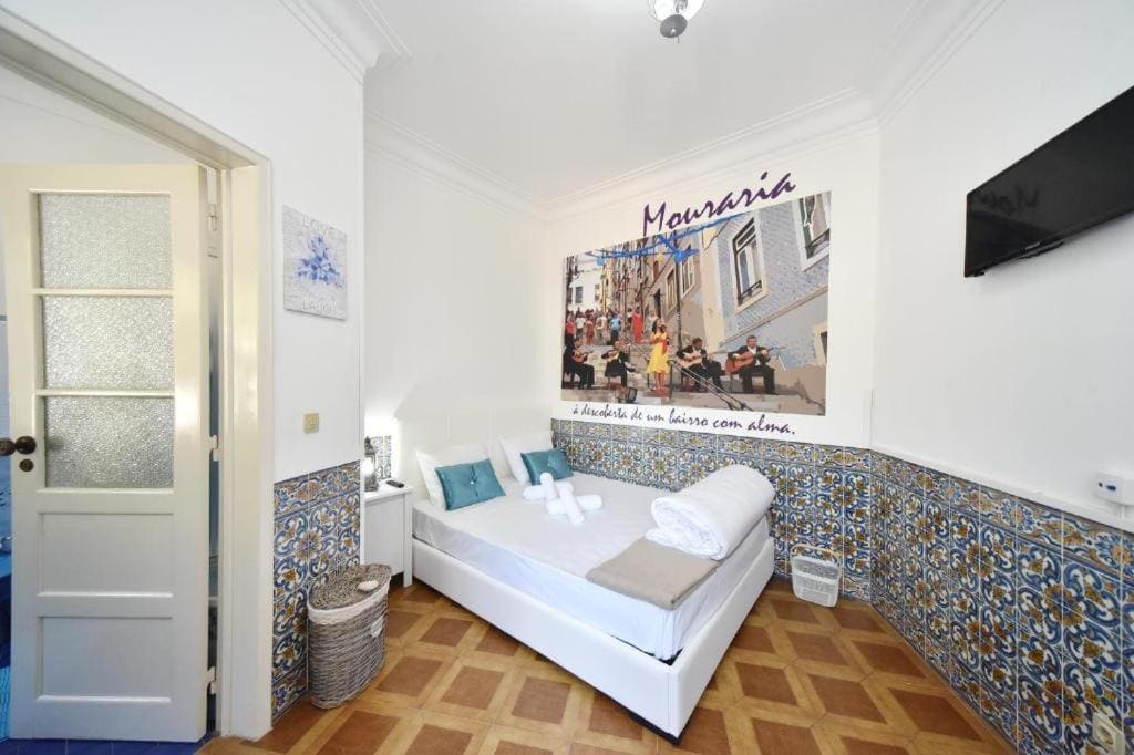 Double Room with Private Bathroom room - Image 2