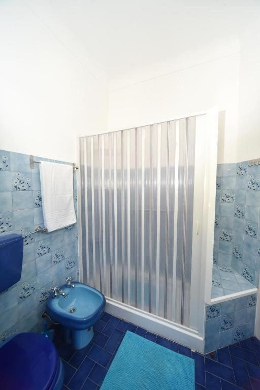 Single Bed in Mixed Dormitory Room room - Image 1