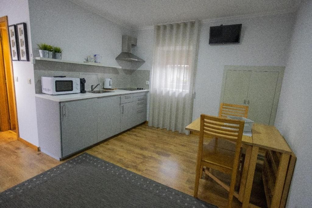 Apartment room - Image 2