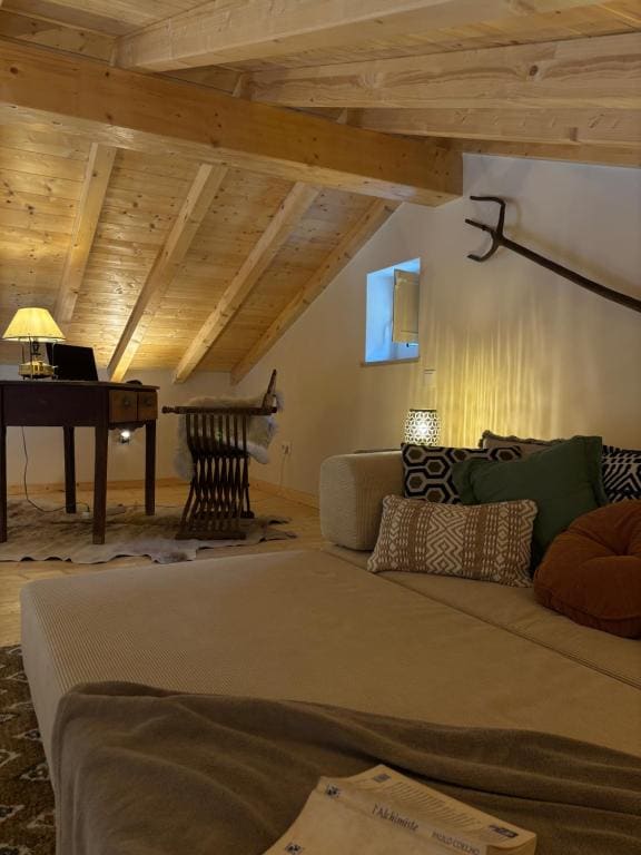 Loft room - Image 2