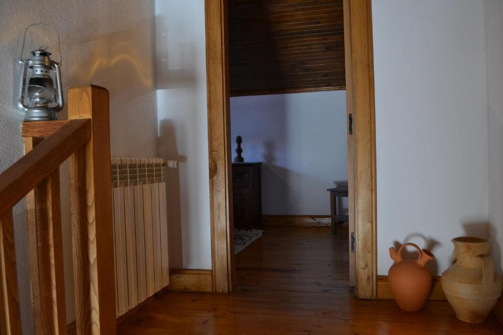 Double Room with Private Bathroom room - Image 2
