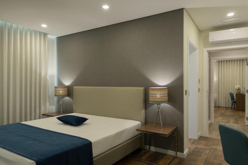 Family Suite with Balcony room - Image 2