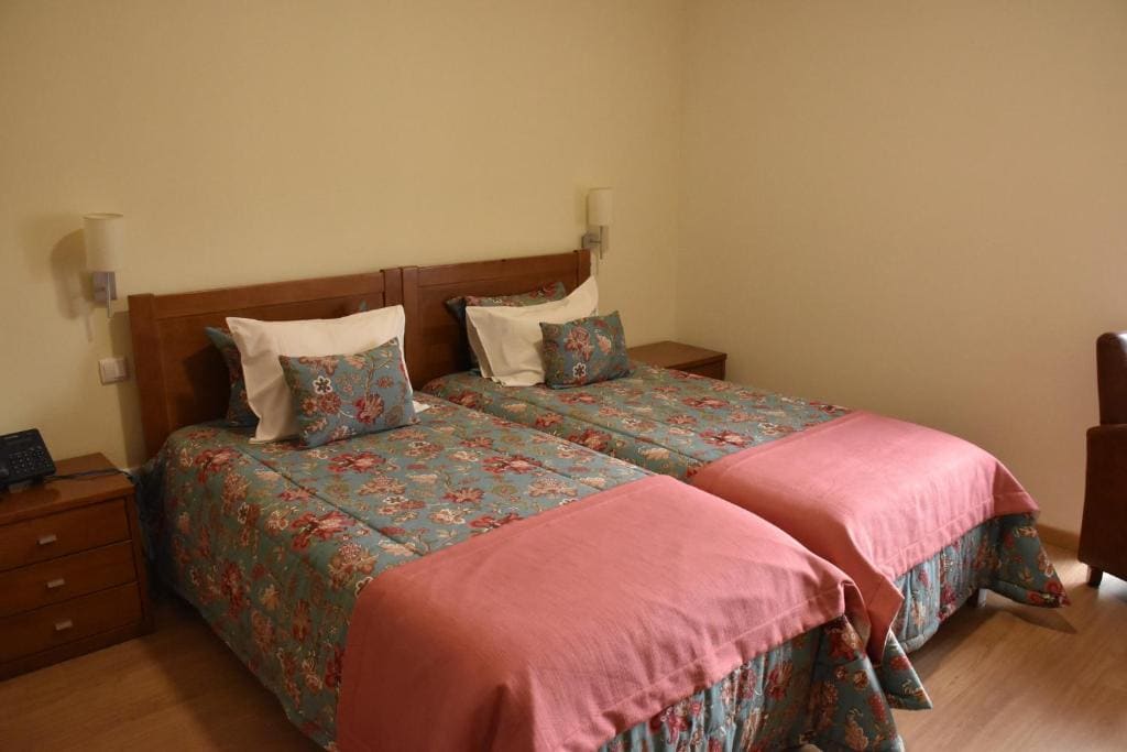 Double or Twin Room with Private Bathroom room - Image 2