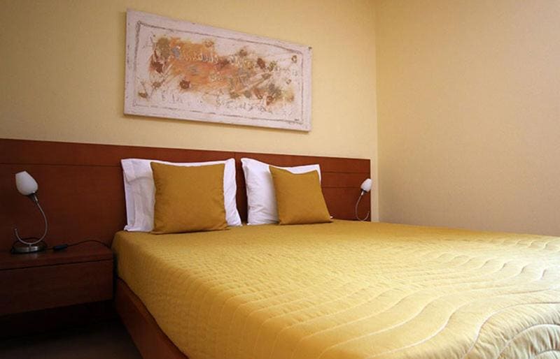 Standard Twin Room room - Image 1