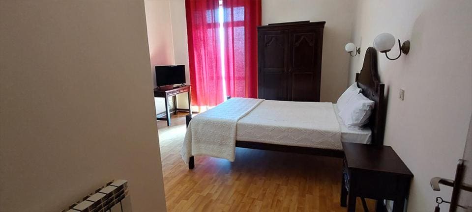 Standard Double Room room - Image 3