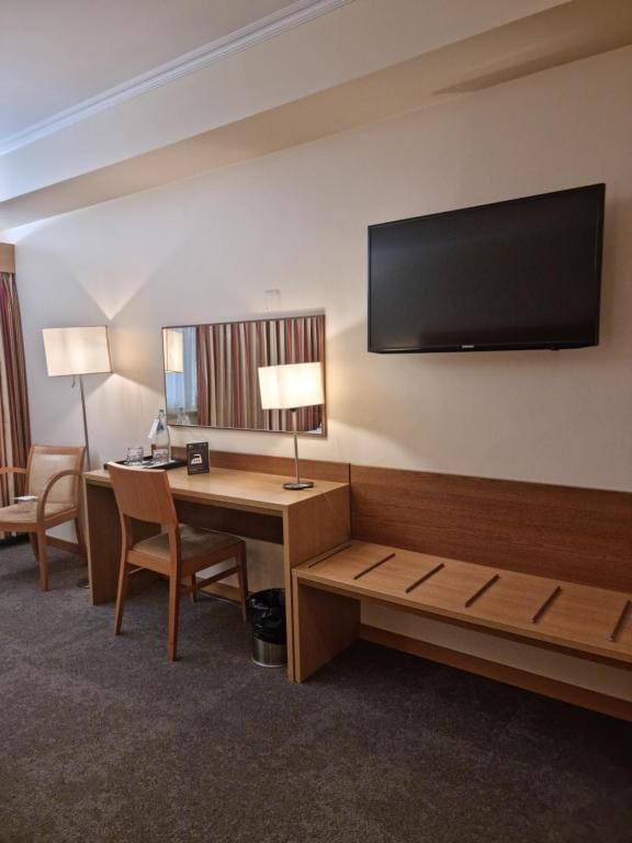 Triple Room with Balcony room - Image 2