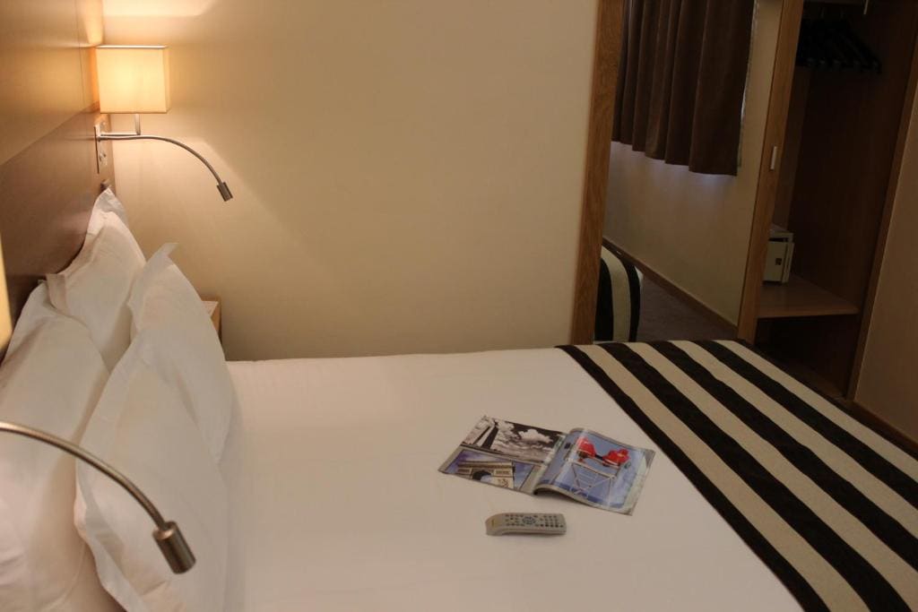 Small Double Room room - Image 3