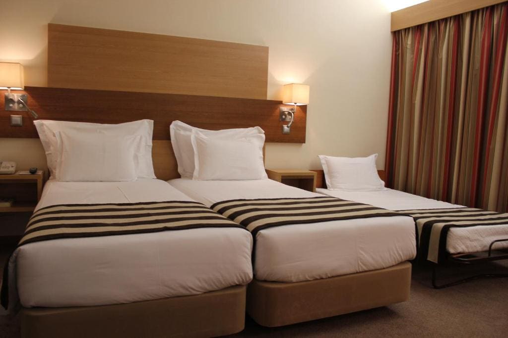 Family Room (2 Adults + 1 Child up to 12 years old) room - Image 1