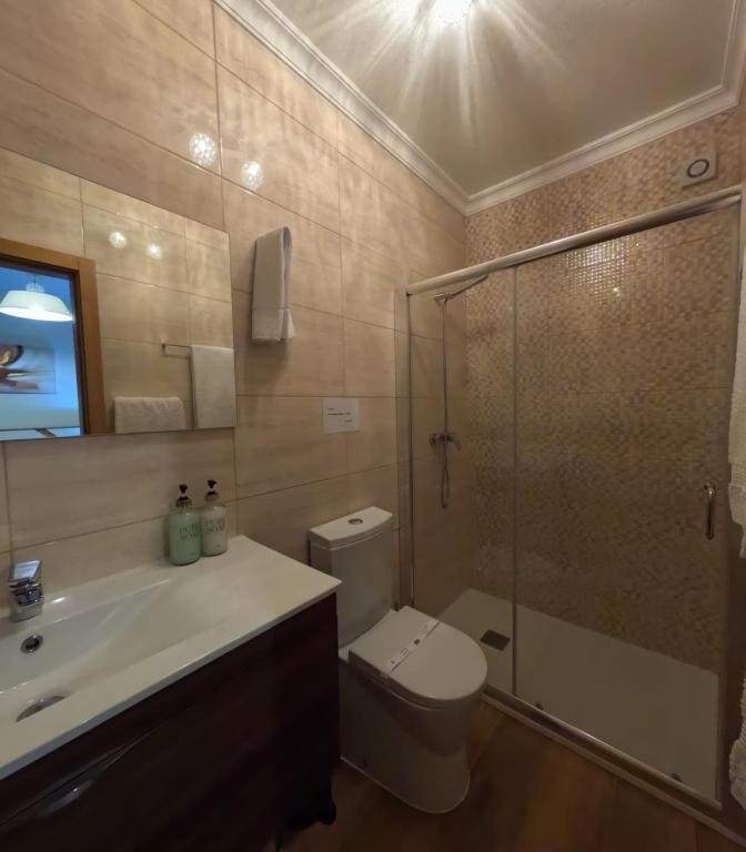 Economy Double Room room - Image 2