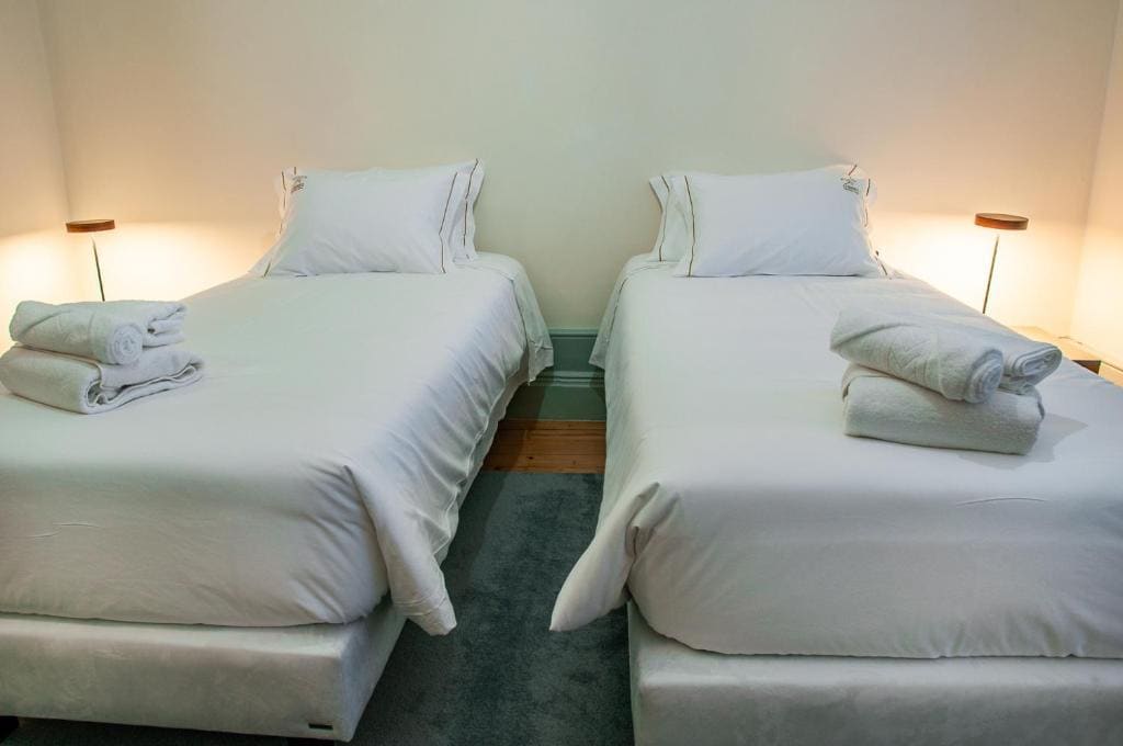 Small Twin Room room - Image 2