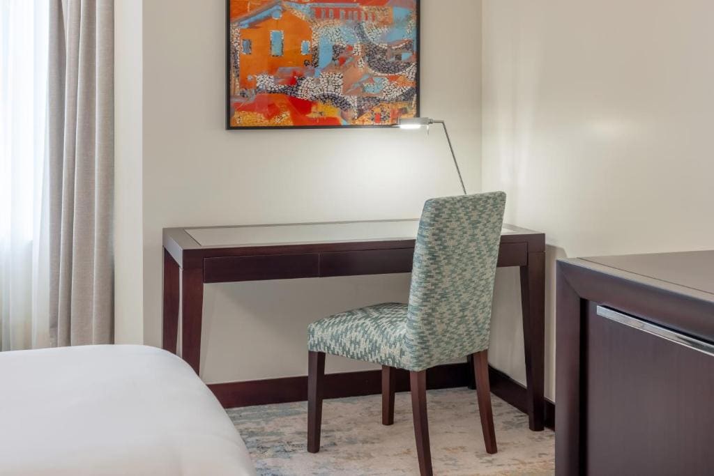 High Floor Standard Twin Room room - Image 1