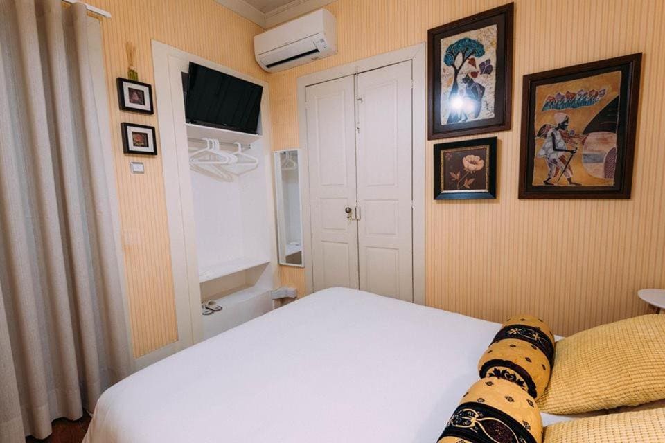 Double Room with Private Bathroom room - Image 3