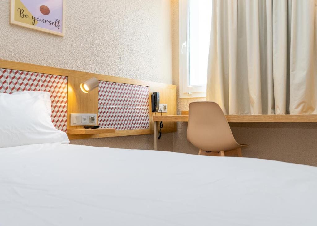 Standard Double Room room - Image 3