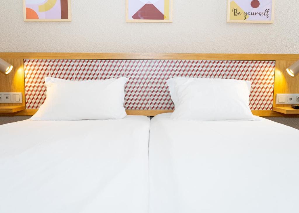 Twin Room room - Image 3