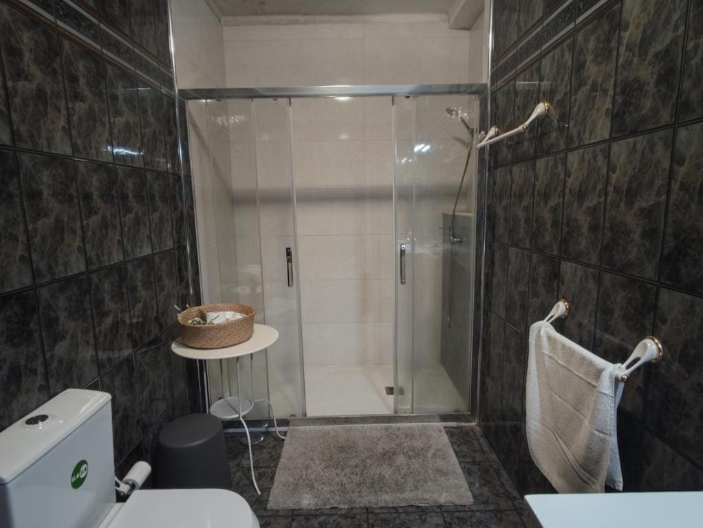 Quadruple Room room - Image 2