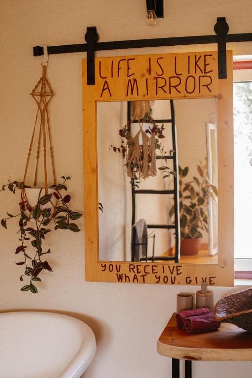 Deluxe King Suite room - Image 1