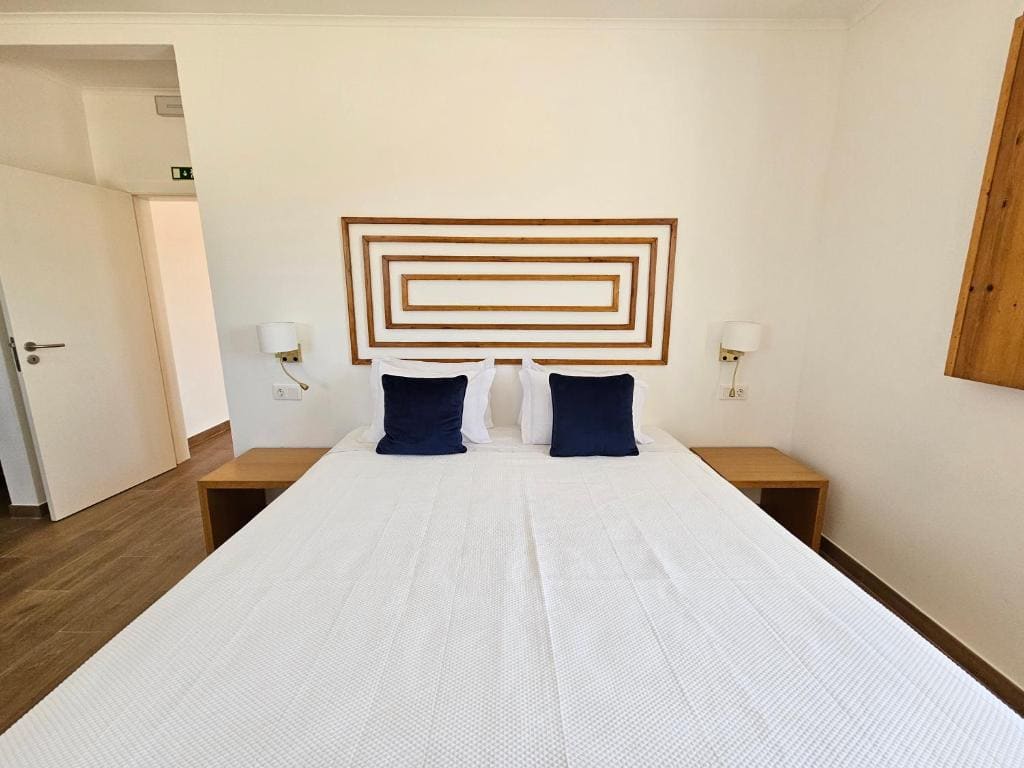 Standard Double Suite room - Image 2