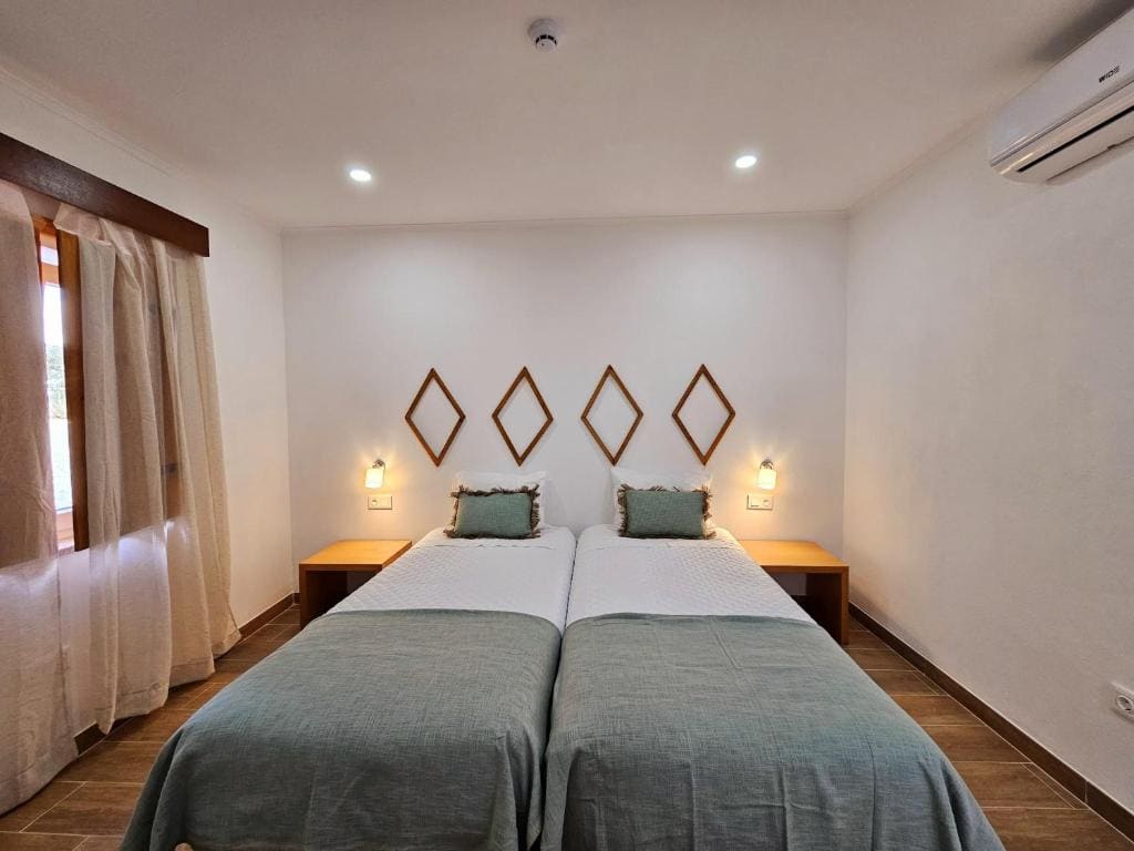 Two-Bedroom Apartment with Pool View room - Image 3