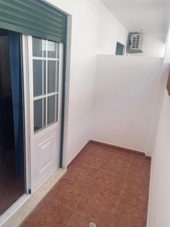 Family Room room - Image 1
