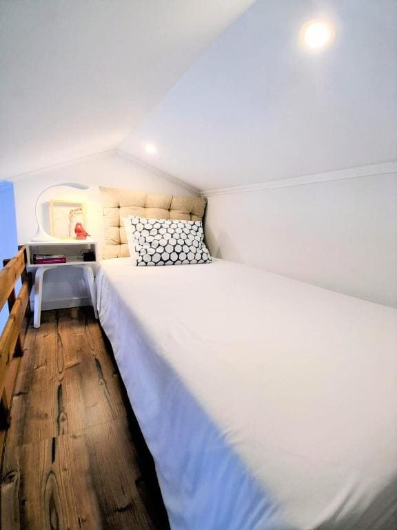 Double or Twin Room with Partial Sea View room - Image 1