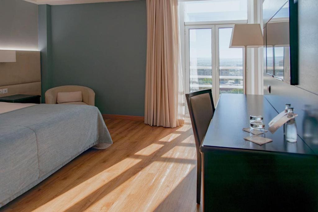 Standard Room with Double Bed room - Image 3