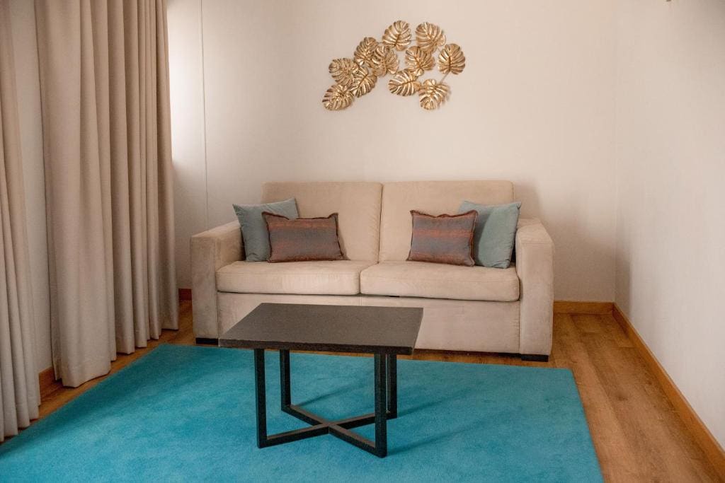 Suite room - Image 3